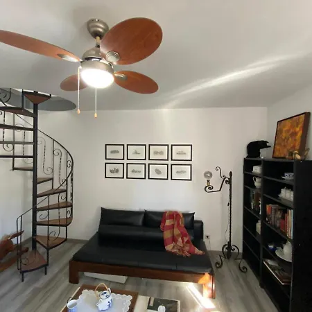 בית נופש Casa Do Beco Douro - *